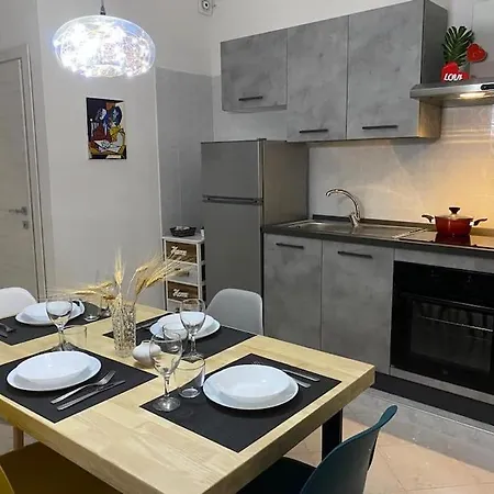 Pontecorvo Apartment